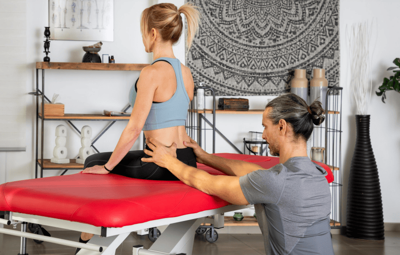 8 Questions to Ask Your Physical Therapist About Your Pain